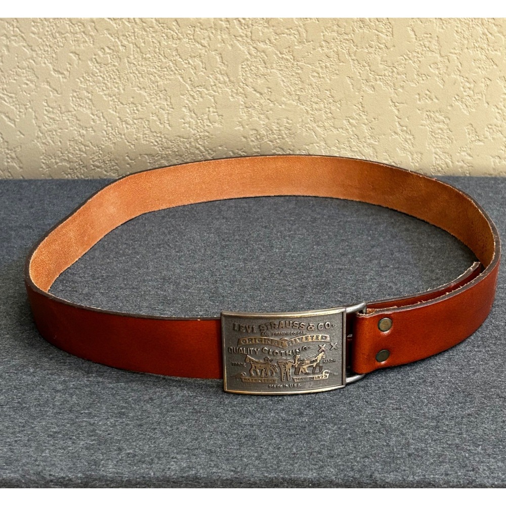 Vintage Levi's 5019-00 Leather Belt Size 40 Two Horse Buckle Made USA